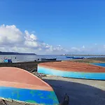 4 Seasons 아파트